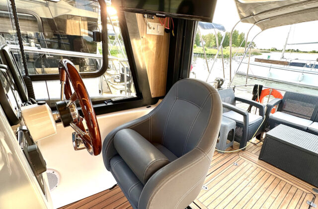 , Reservation of the Futura 40 80 KM yacht (no patent)