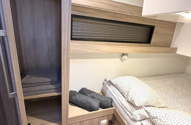 , Reservation of the Futura 40 80 KM yacht (no patent)