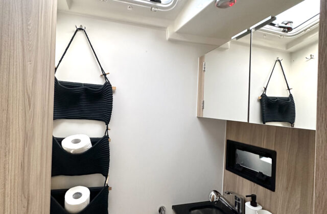 , Reservation of the Futura 40 80 KM yacht (no patent)