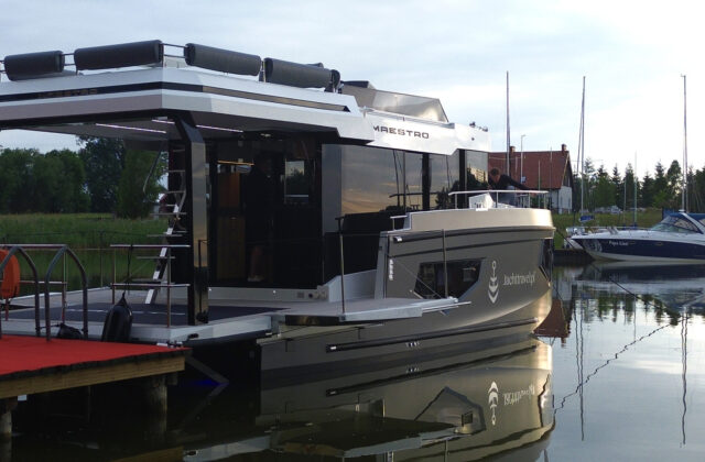 , Nautika 1300 Yacht Reservation