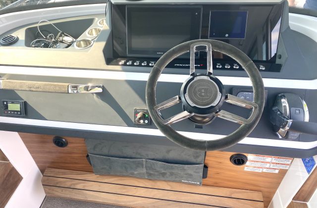 , Yacht booking Axopar 28 Cabin BRABUS Line