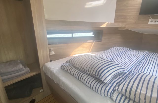 , Reservation of the Futura 40 80 KM yacht (no patent)