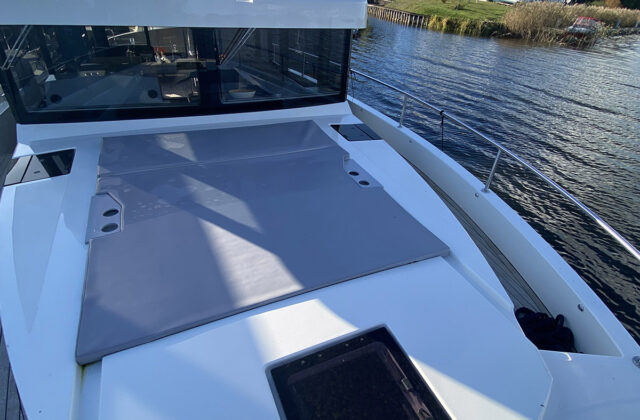 , Seamaster Yacht Reservation