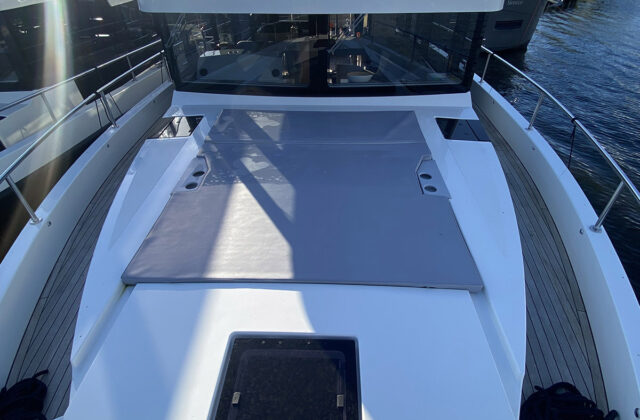 , Seamaster Yacht Reservation