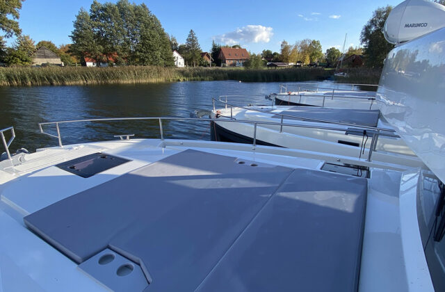 , Seamaster Yacht Reservation