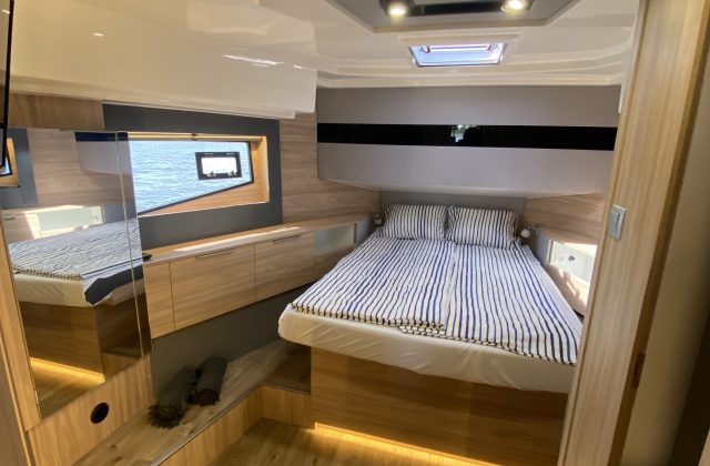 , Seamaster Yacht Reservation