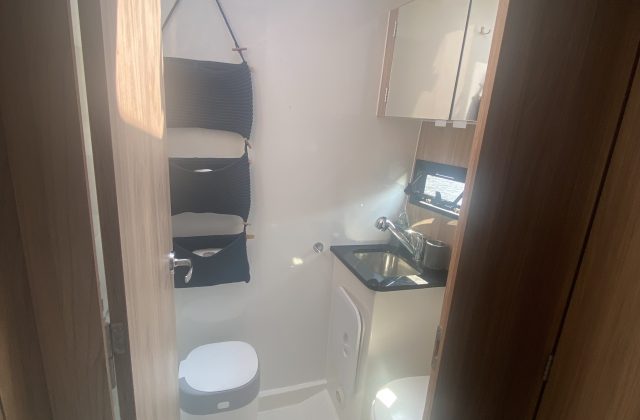 , Reservation of the Futura 40 80 KM yacht (no patent)