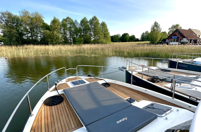 , Reservation of the Futura 40 80 KM yacht (no patent)