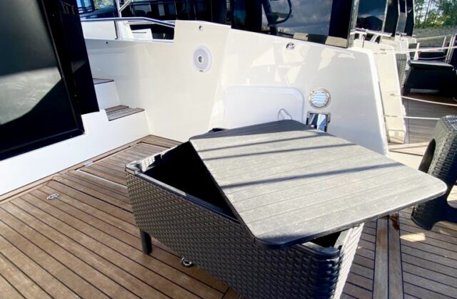 , Seamaster Yacht Reservation